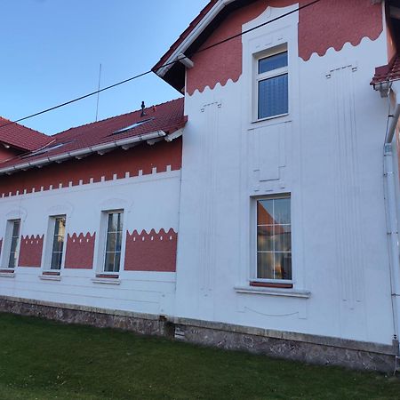 Apartman Ptice Eksteriør billede